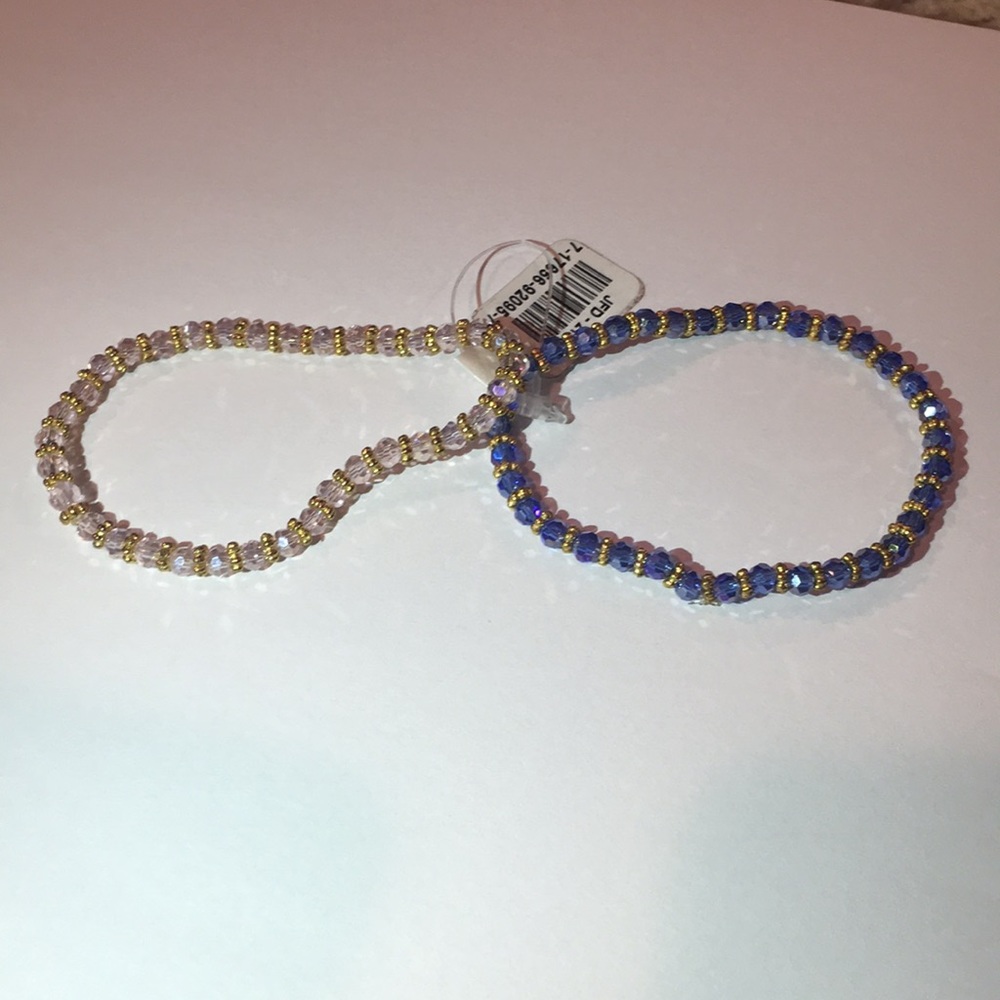 2 bracelets